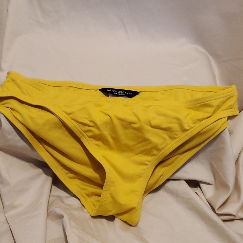 Carmen Marc Valvo Bikini Bottoms SZ MD